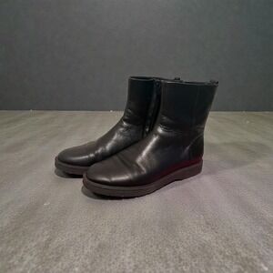 Vince Black Leather Side Zip Ankle Boots Women US 9 EUR 40 Chunky Sole